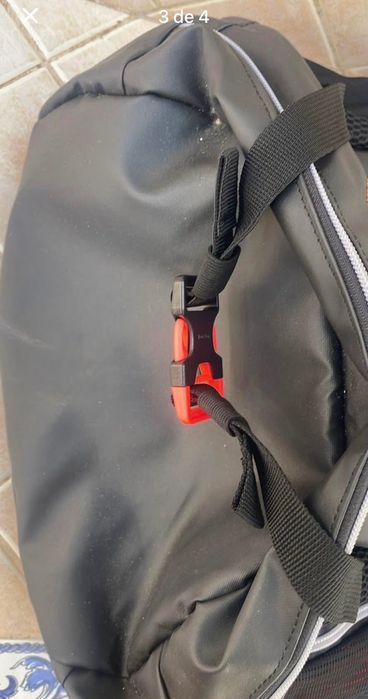 Mochila de 40 litros nova