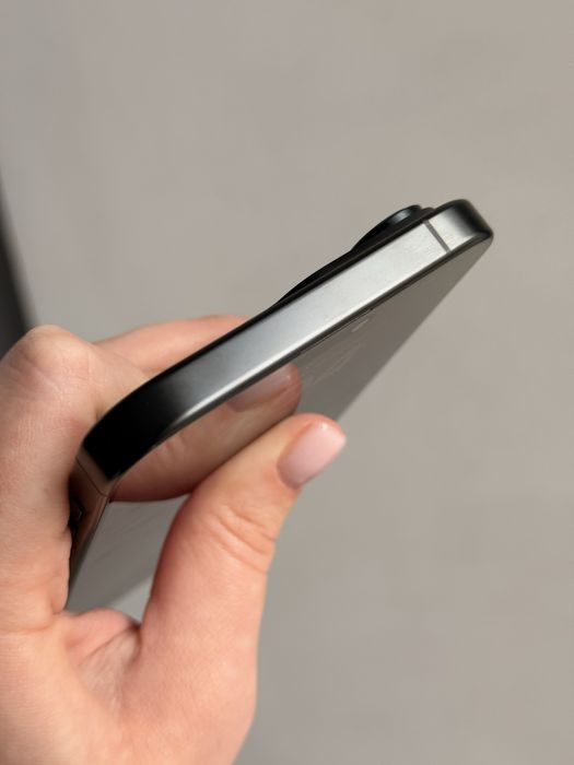 Apple iPhone 16 Pro Max 256GB Black. Neverlock. Esim