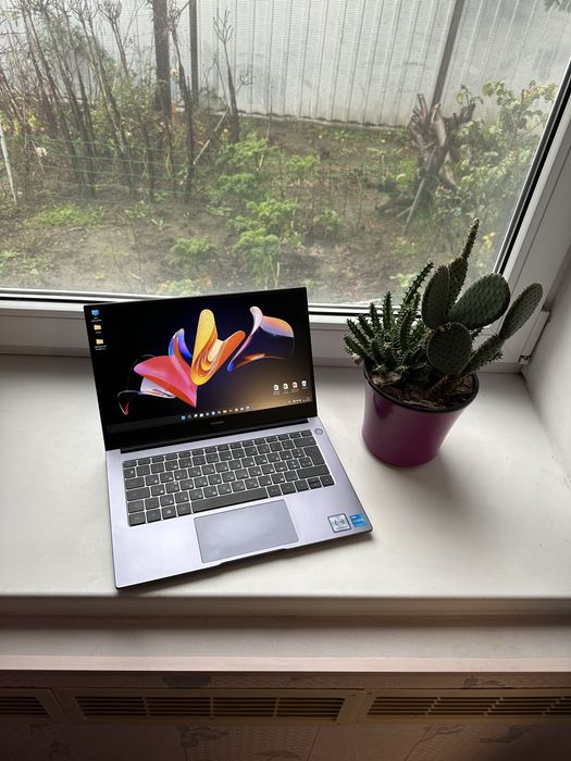 є 90 Ноутбуків‼️HUAWEI‼️14" IPS‼️SSD 256‼️RAM 8‼️I3‼️Iris Xe‼️11 ЧАСОВ