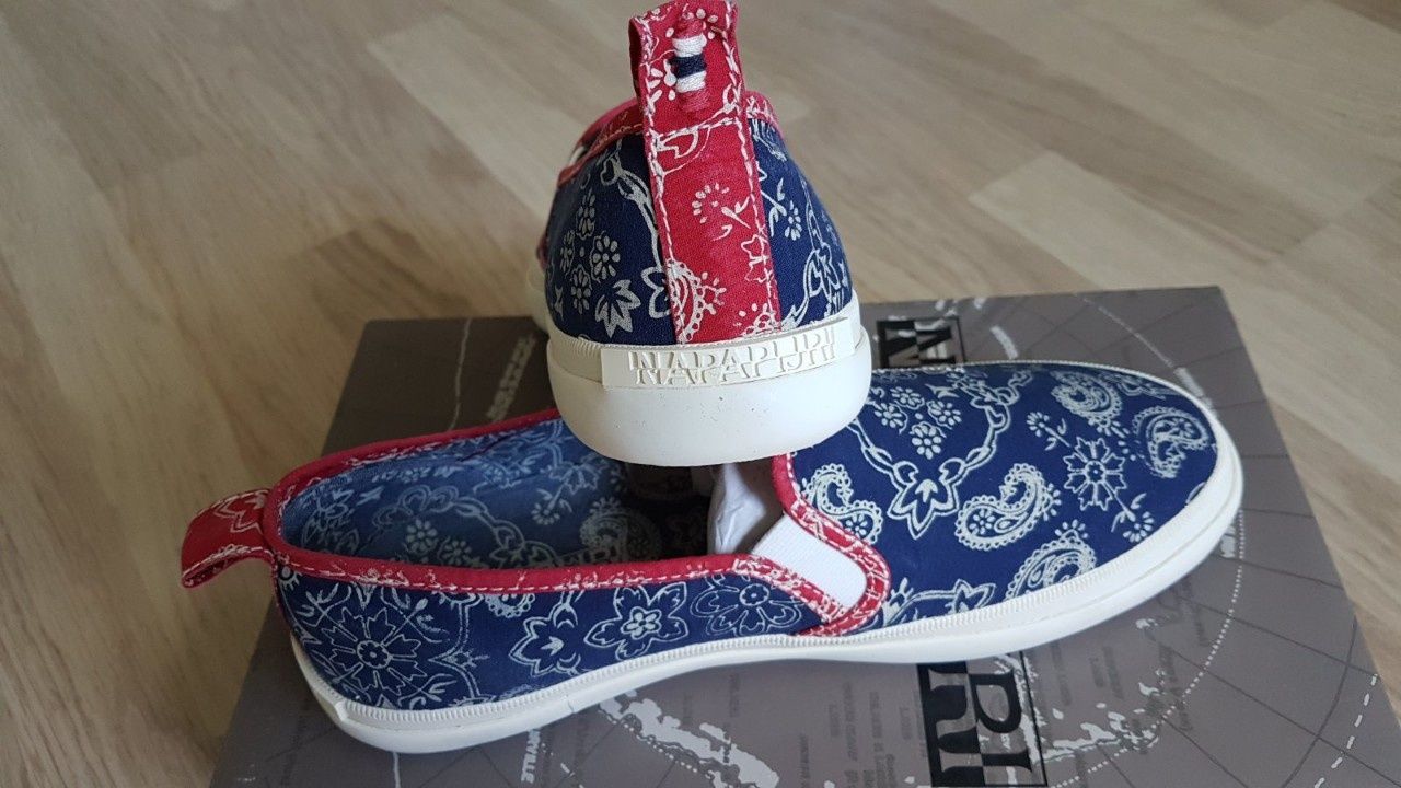 Слипоны NAPAPIJRI 38р,стелька 24см,оригинал.