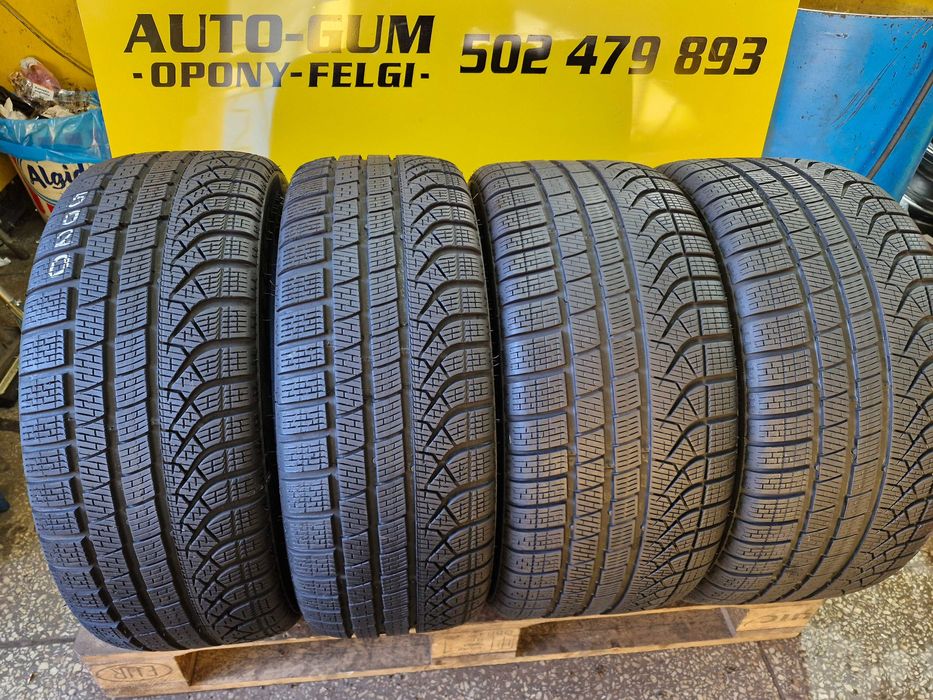 Opony Zimowe 2x245/40R19 + 2x275/35R19 Pirelli P Zero Winter 24rok RSC