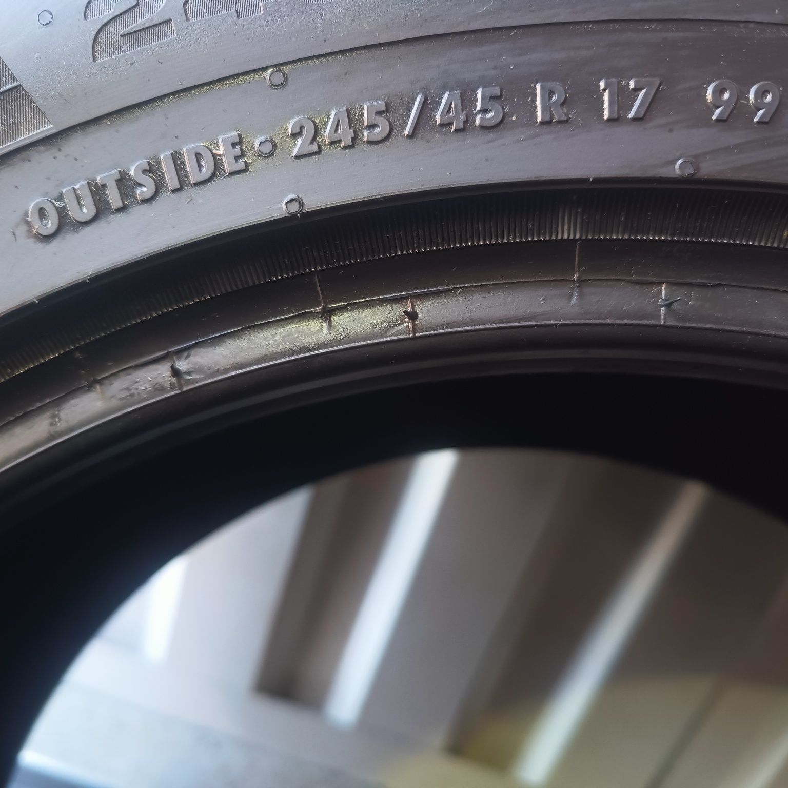 Dwie opony Continental conti Sport contact 5 245/45 R17