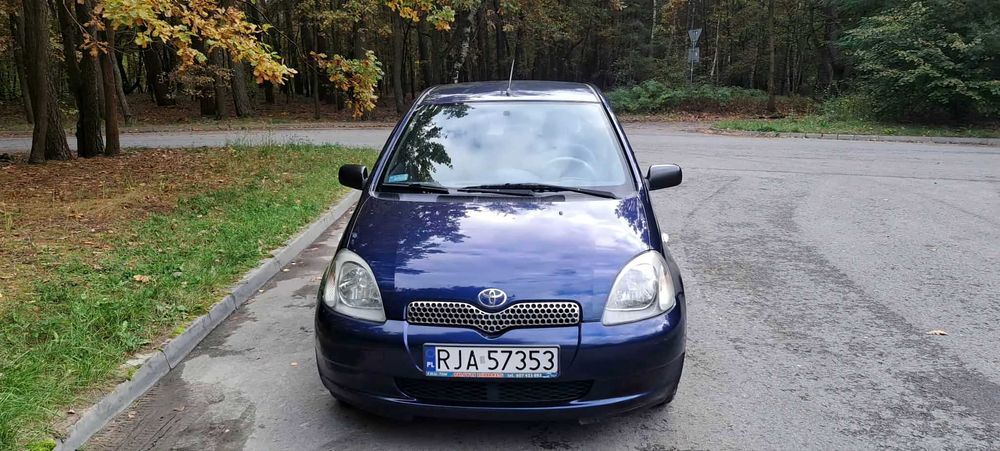 Toyota Yaris 1.0 benzyna 2000