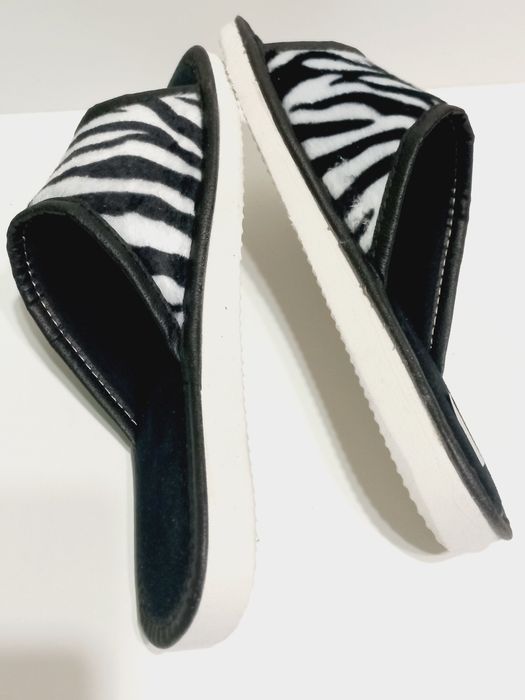 Pantofle damskie  rozmiar 42