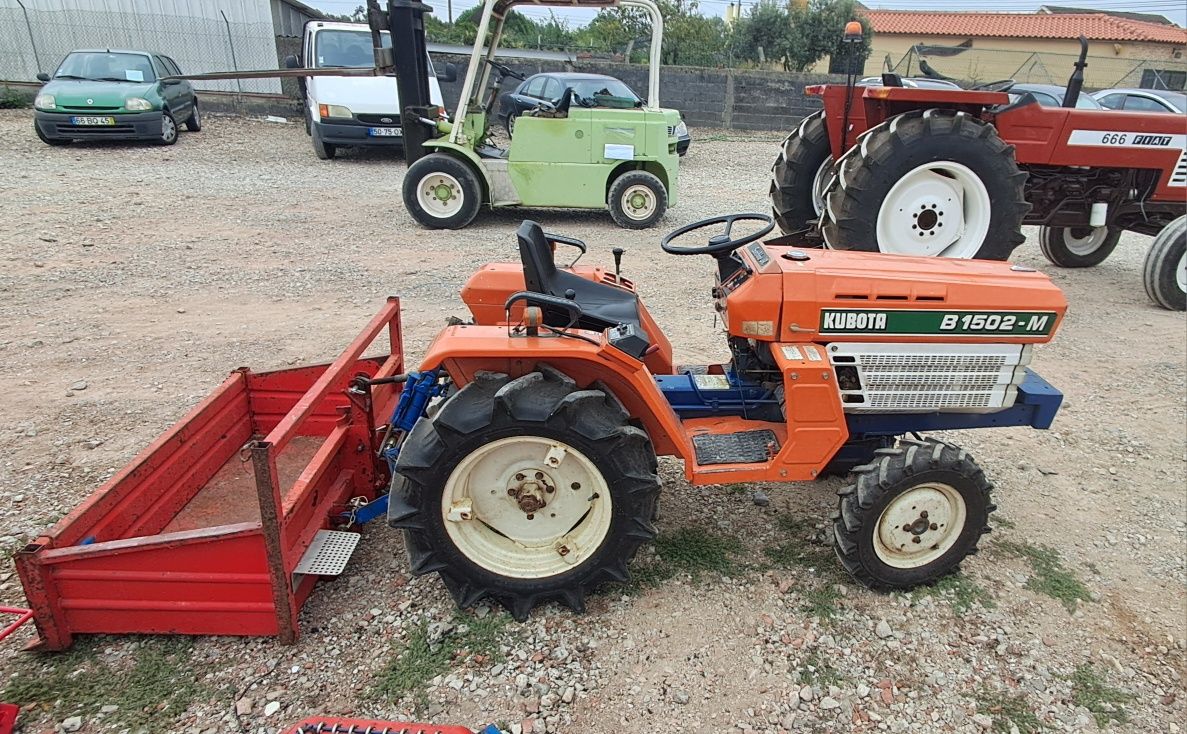 Tractor/Trator Kubota B 1502-M c/alfaias