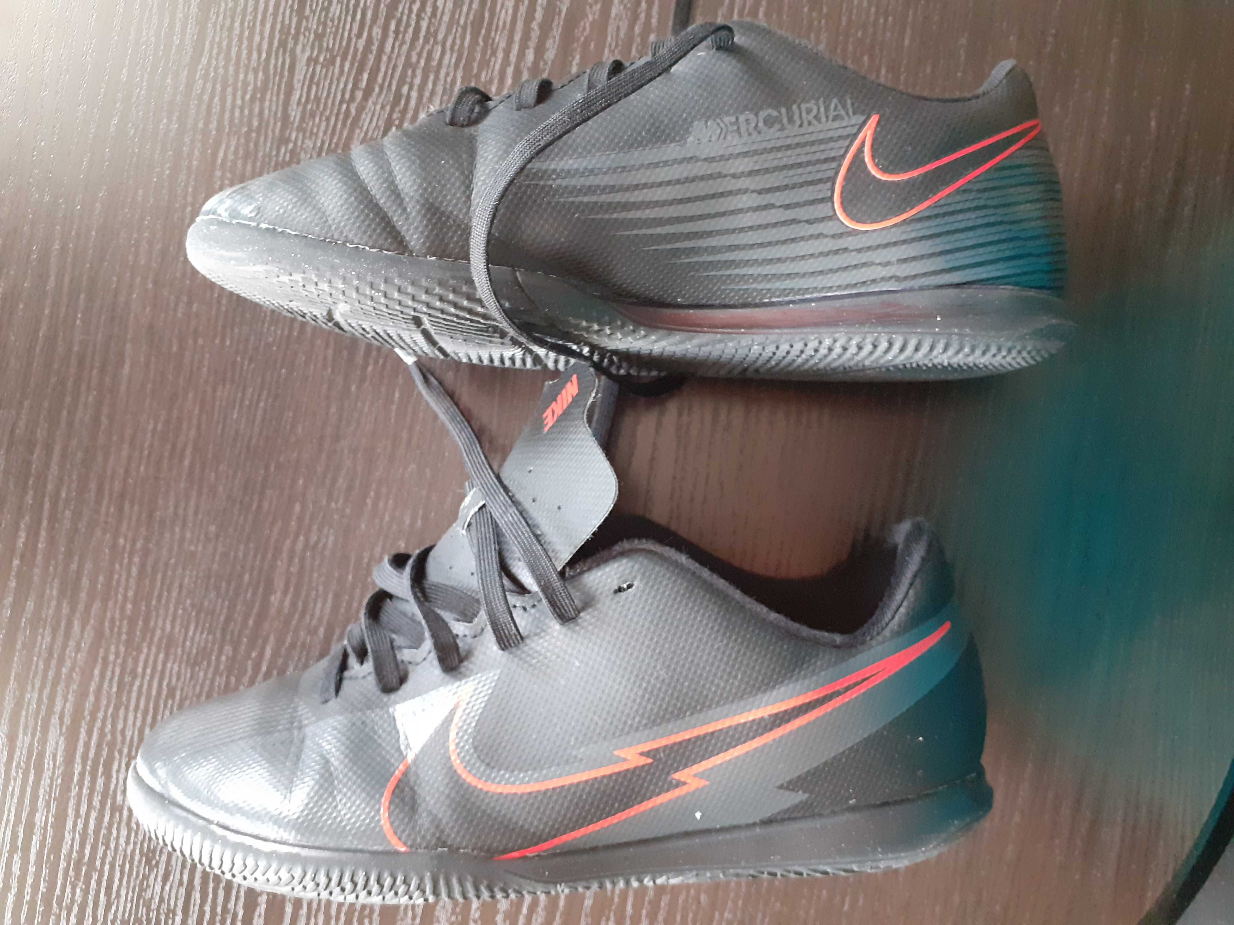 Buty halowe Nike Mercurial