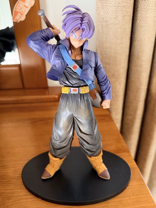 Figura Trunks - Dragon Ball