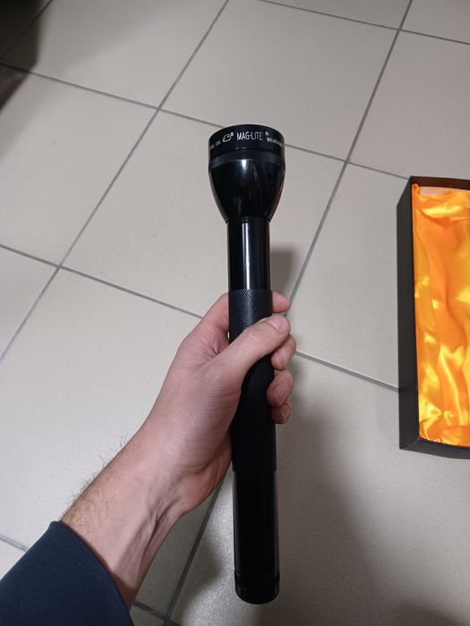 Latarka USA Maglite 32 cm