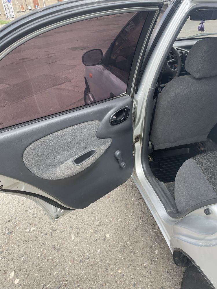 Daewoo Lanos 1.5