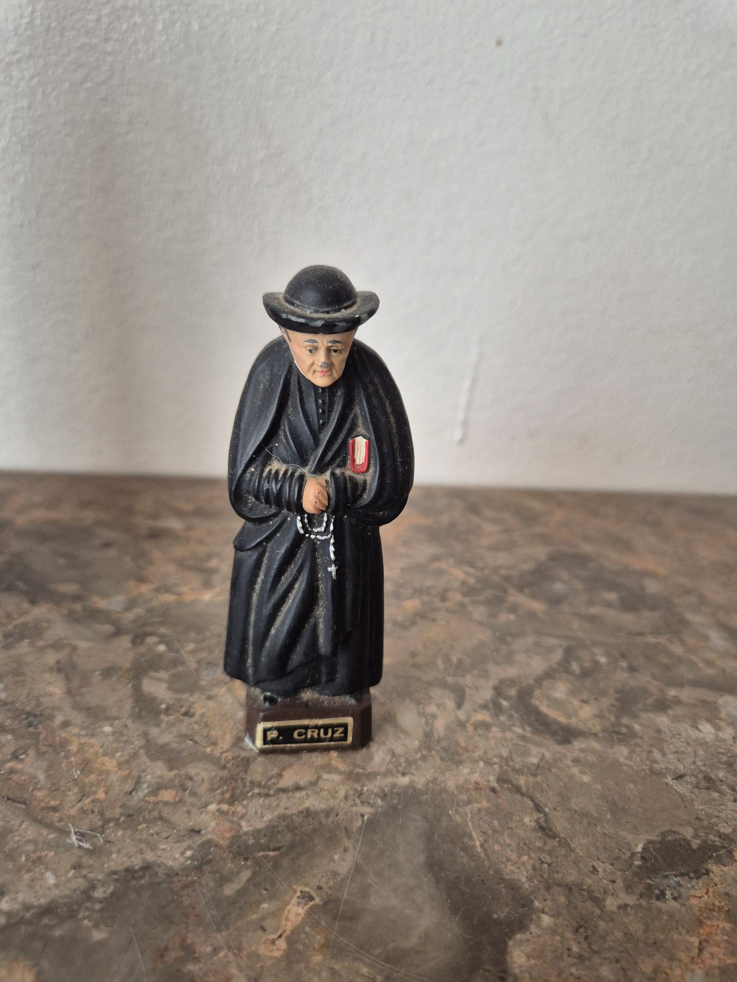 Várias imagens religiosas