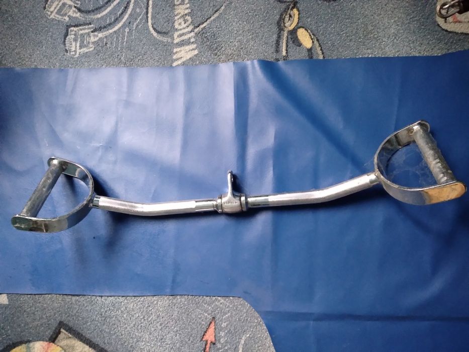 Drążek do atlasu wyciągu