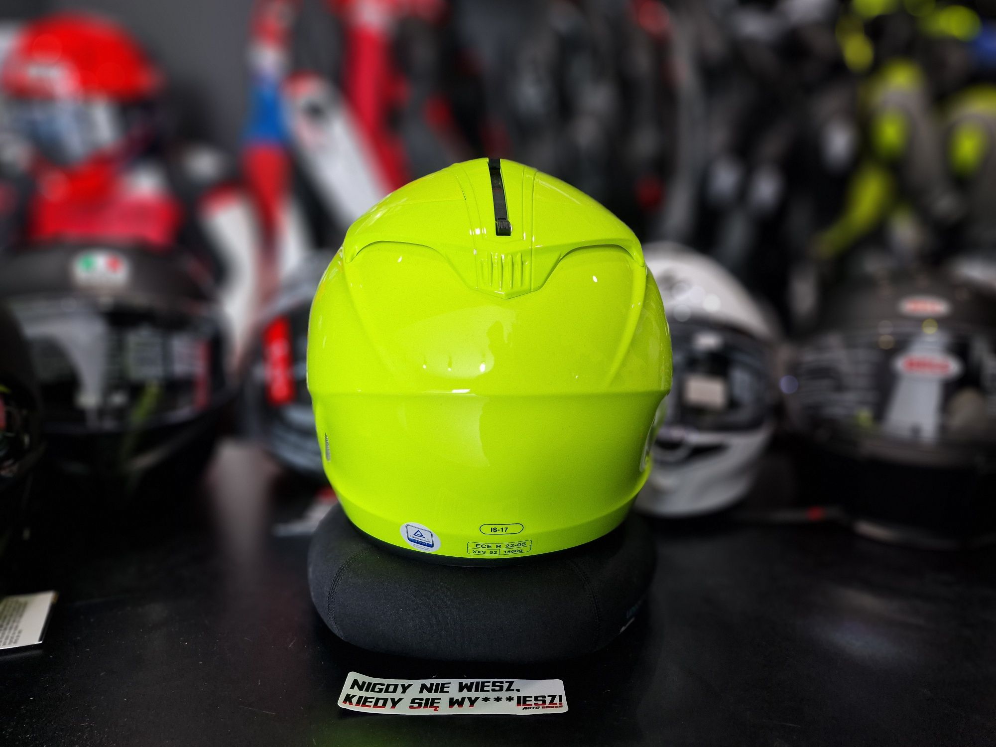 MotoSzafa Kask HJC IS-17 SOLID FLUORESCENT !gratisy/raty!