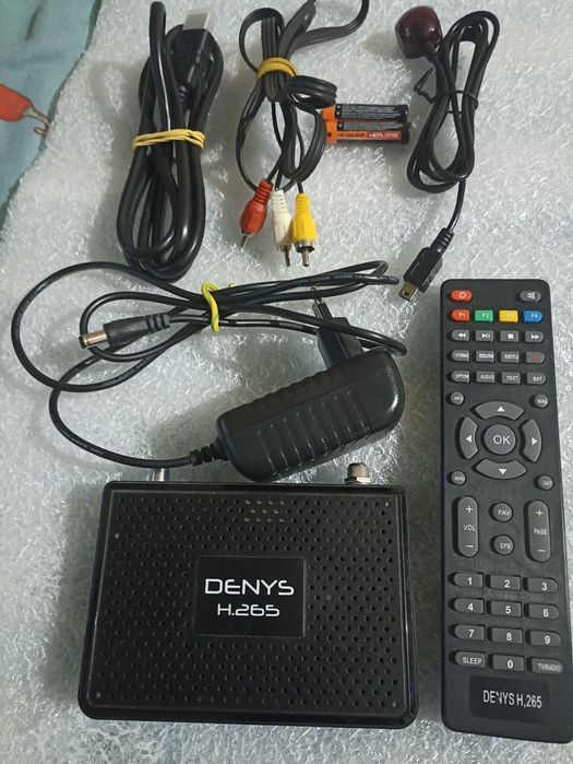 Uclan Denys H.265 спутниковая медиа приставка в идеальном состоянии