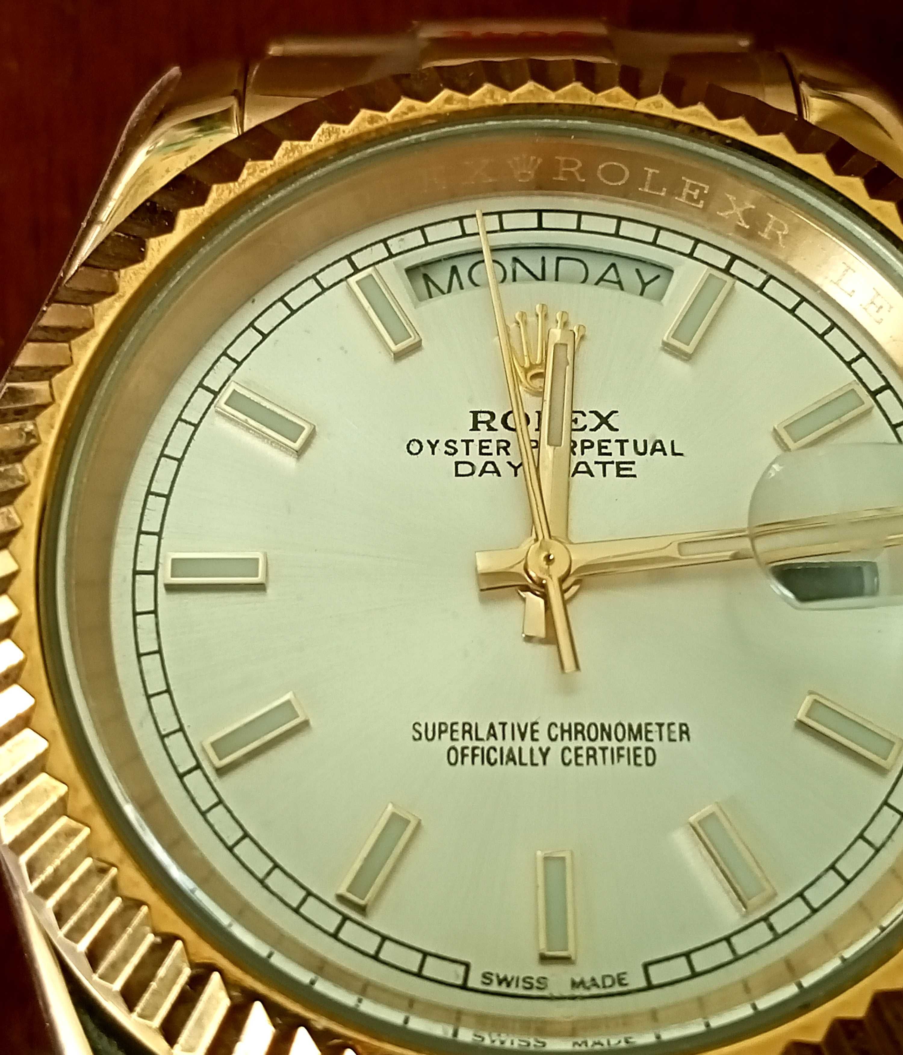 Часы механические Rolex Day-Date 41 Gold.