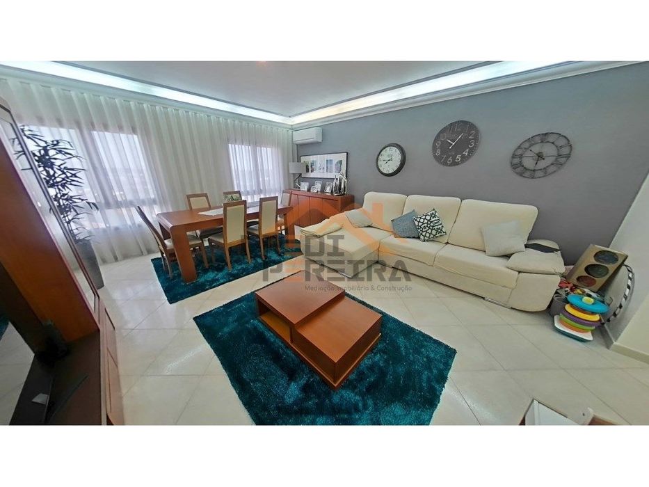 EXCLUSIVO PREDIPEREIRA!
Apartamento T4 com vista desafogada, box, ...