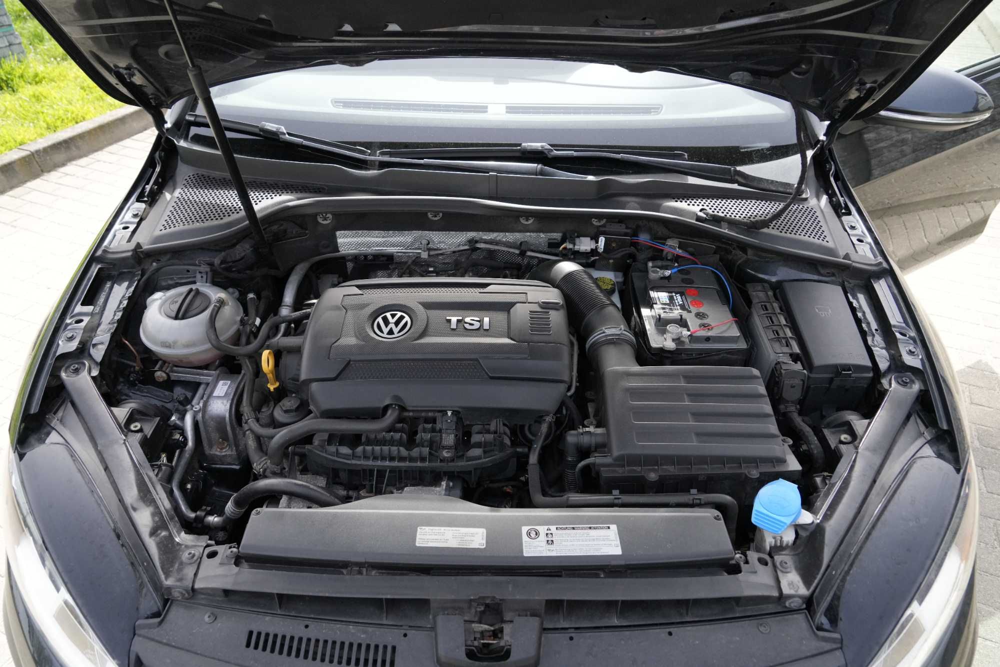 Volkswagen Golf 7 GTI 275hp