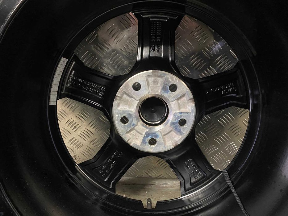 Koła Audi Q2 Q3 6,5x16 ET38 5x112 215/65R17 VW Skoda Adax Koźle
