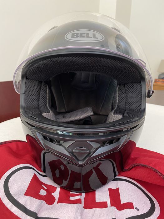 Capacete integral Bell