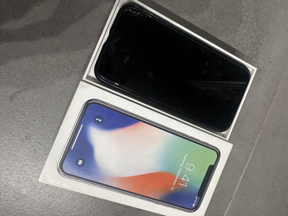 Iphone apple X 256 NOWA BATERIA 100 % jak nowy