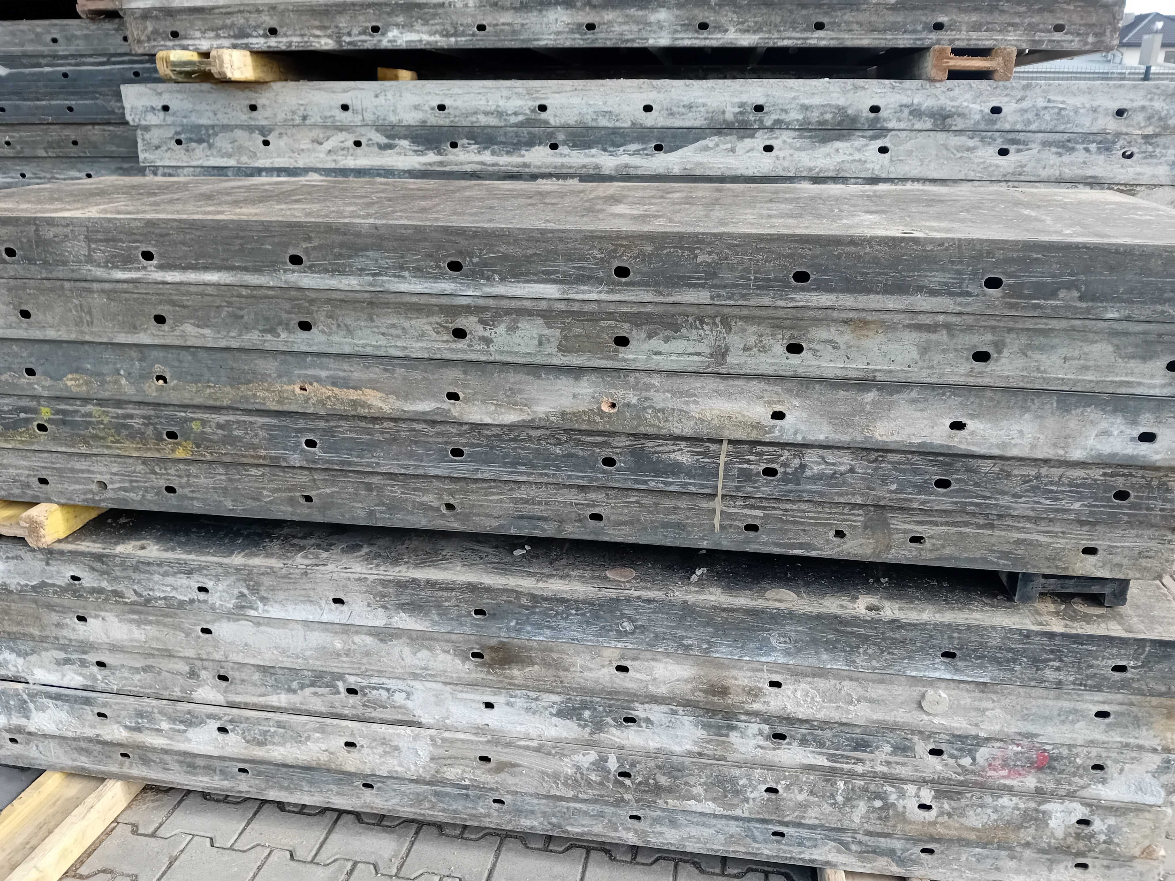 Szalunki ścienne | szalunki fundamentowe | szalunki budowlane tekko