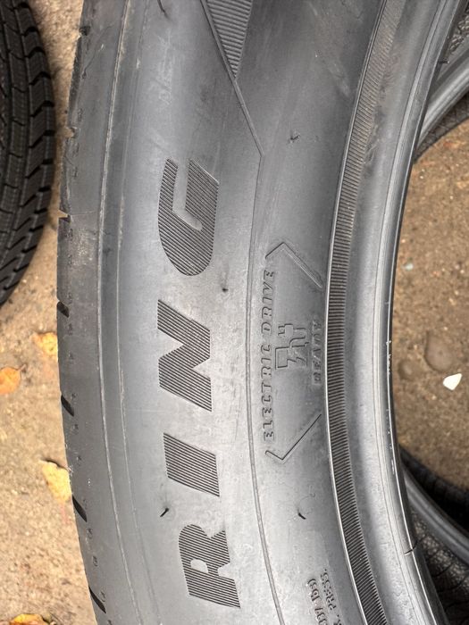 Нові 2024рік Всесезонні шини 275 45 R20 Goodyear