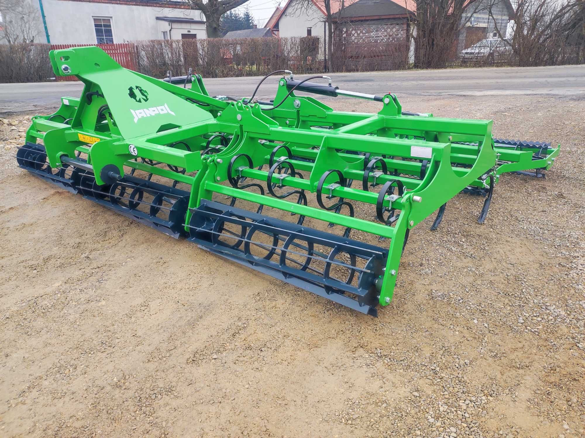 OD RĘKI Agregat uprawowo-przedsiewny 3,6-4,2-5m JANPOL hydrauliczny