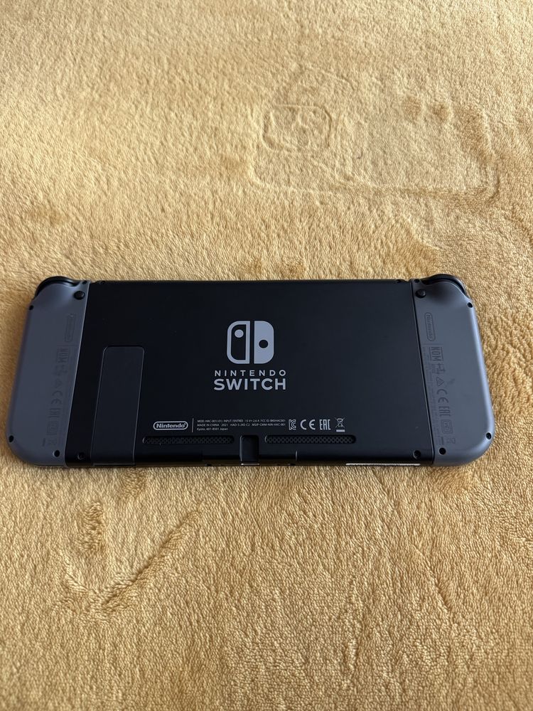 Nintendo Switch grey V2