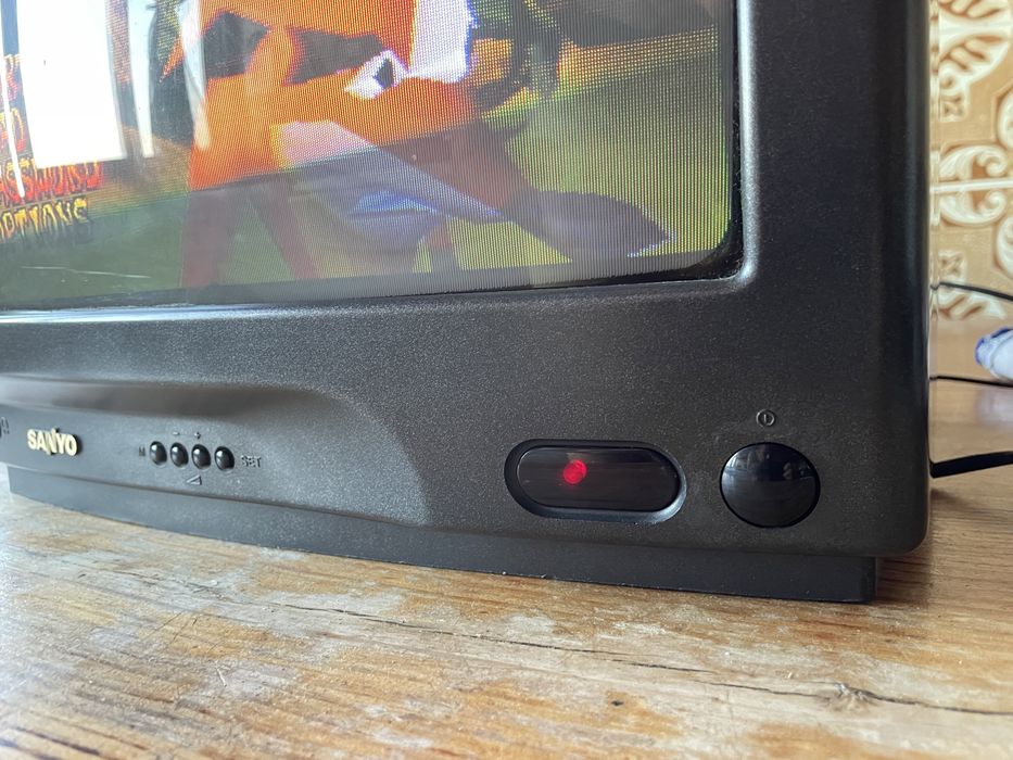 Televisao Sanyo a funcionar perfeitamente