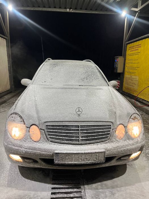 Мерседес 211 гарна коплектація