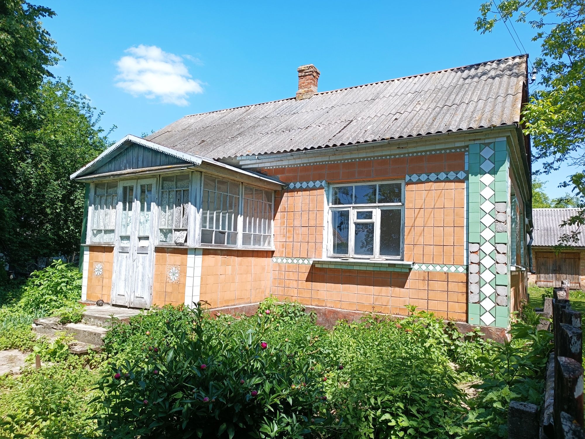 Продам кирпічний Будинок.