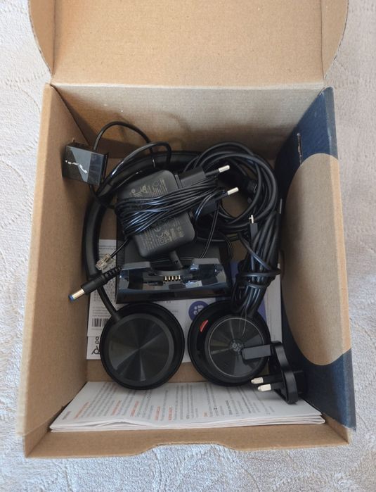 Słuchawki Zestaw słuchawkowy Poly Savi 7320 Office

Sprzedam użyty