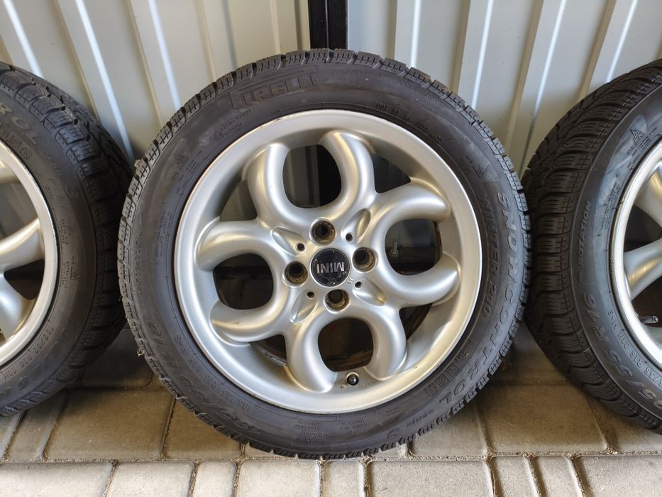 Opony zimowe PIRELLI jak nowe 195/55 R16 +  felgi mini cooper
