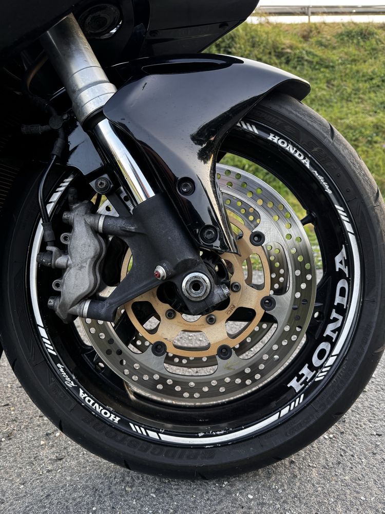 Cbr 1000rr sc57b 2006 fireblade
