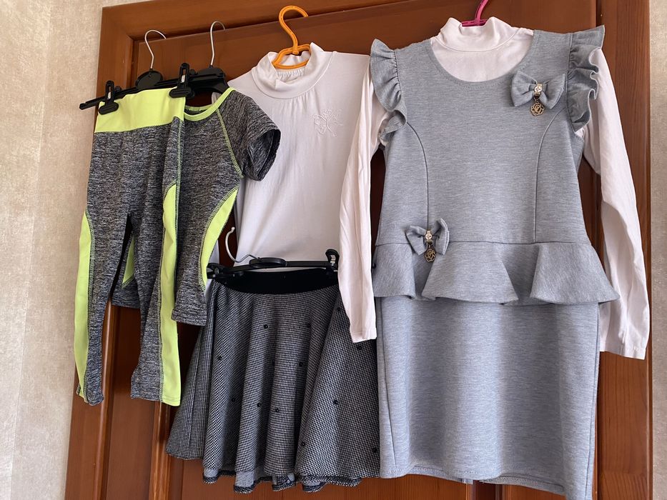 Шкільна форма спідниця  спортивний костюм водолазки на дівчинку 1-2 кл