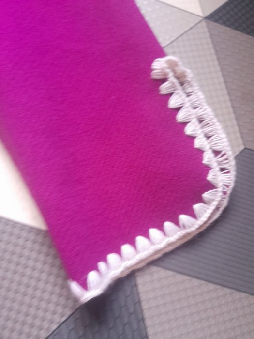 Nowy płaszcz narzutka z paskiem roz uni