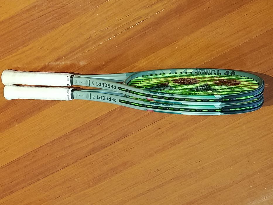 Raquete Yonex Percept 100