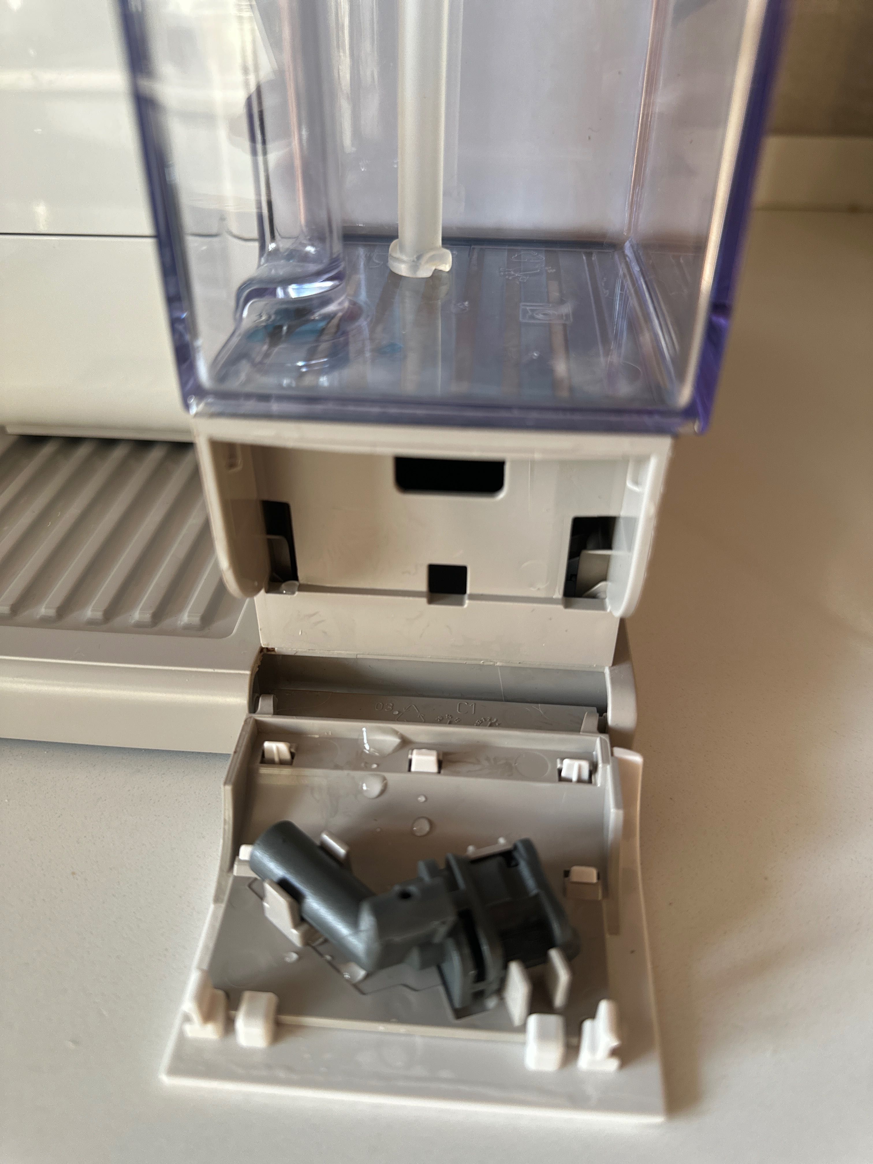 Máquina café Nespresso delonghi lattissima touch