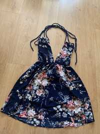 Sukienka z odkrytymi plecami w kwiaty idealna na lato Shein XS