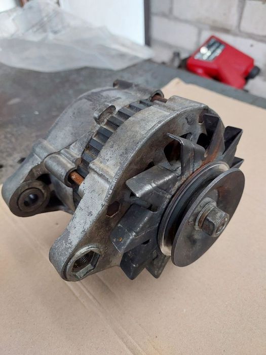 Генератор 2108-21099.  СОАТЭ 73А На запчастини або під відновлення.