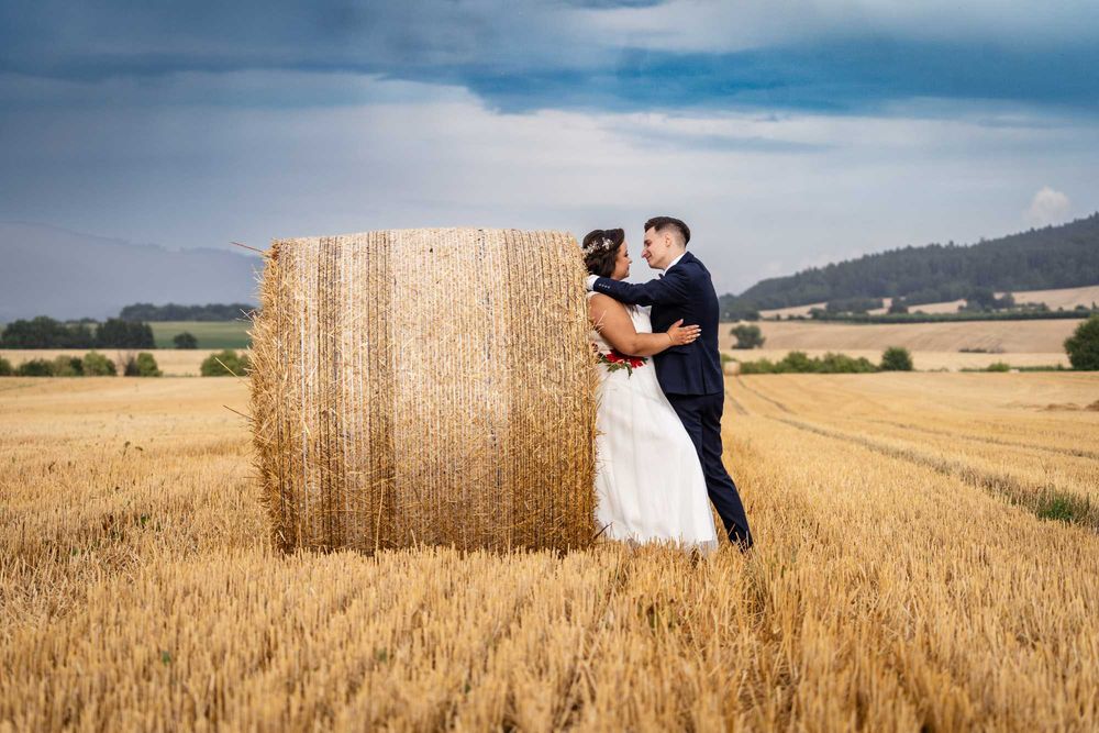 Fotograf Ślubny, Chrzest, Ślub Studniówka Fotografia okolicznościowa .