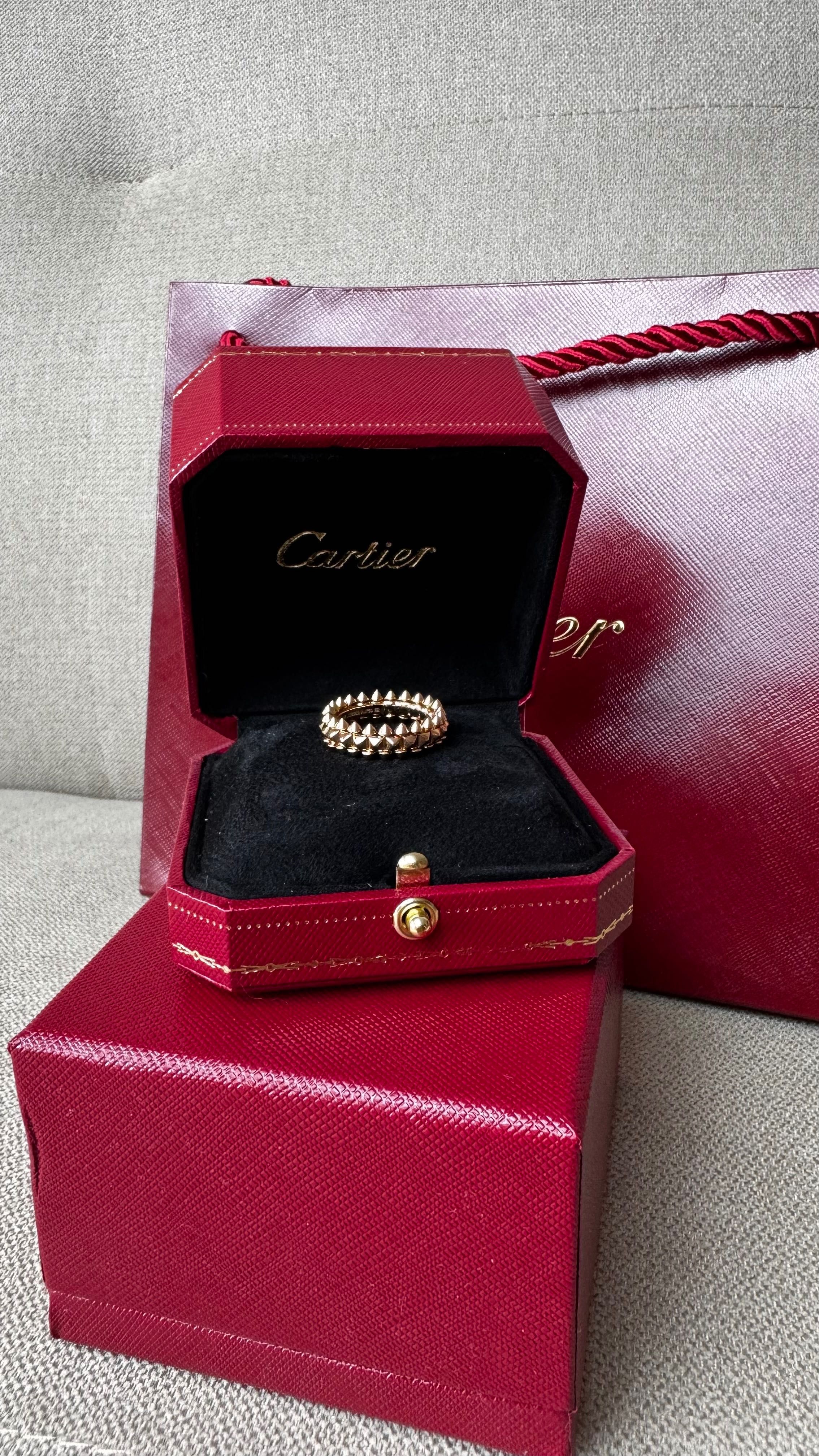 Pierścień Cartier z pudełkiem