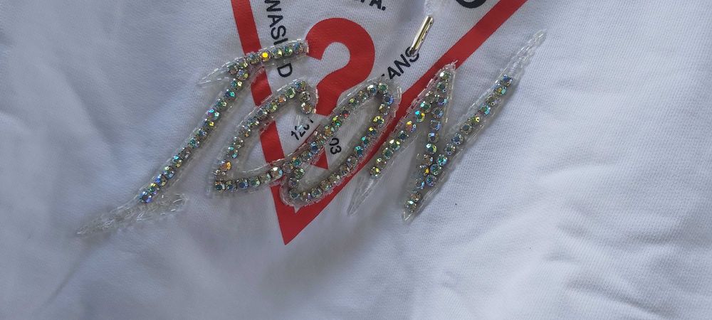 NOWA Bluza GUESS ICON bizuteryjna biała eu44 a074 sweter usL