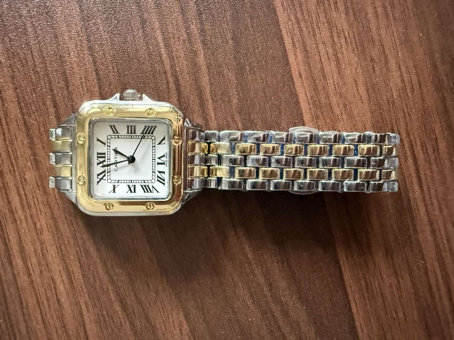 Продам женские часы cartier