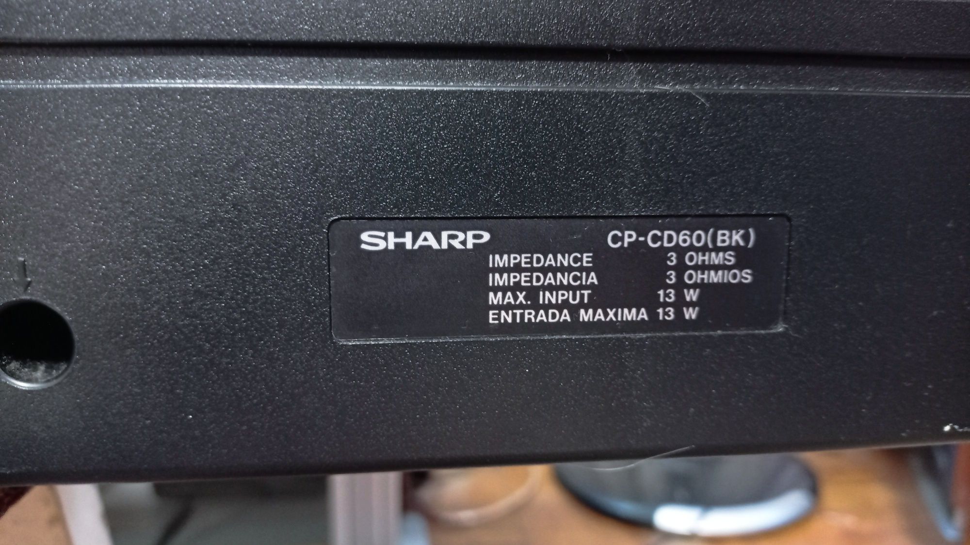 Продам магнітолу Sharp GX-CD60HT