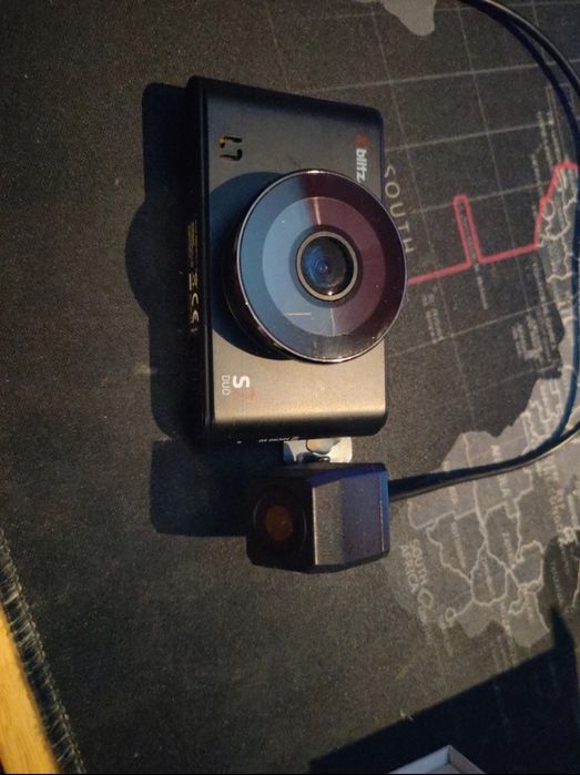 Kamera Xblitz S7 duo