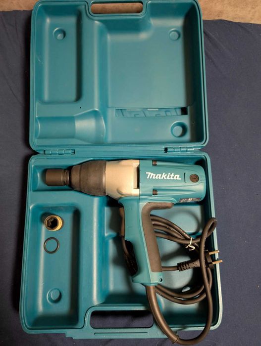 Гайковерт MAKITA TW0350