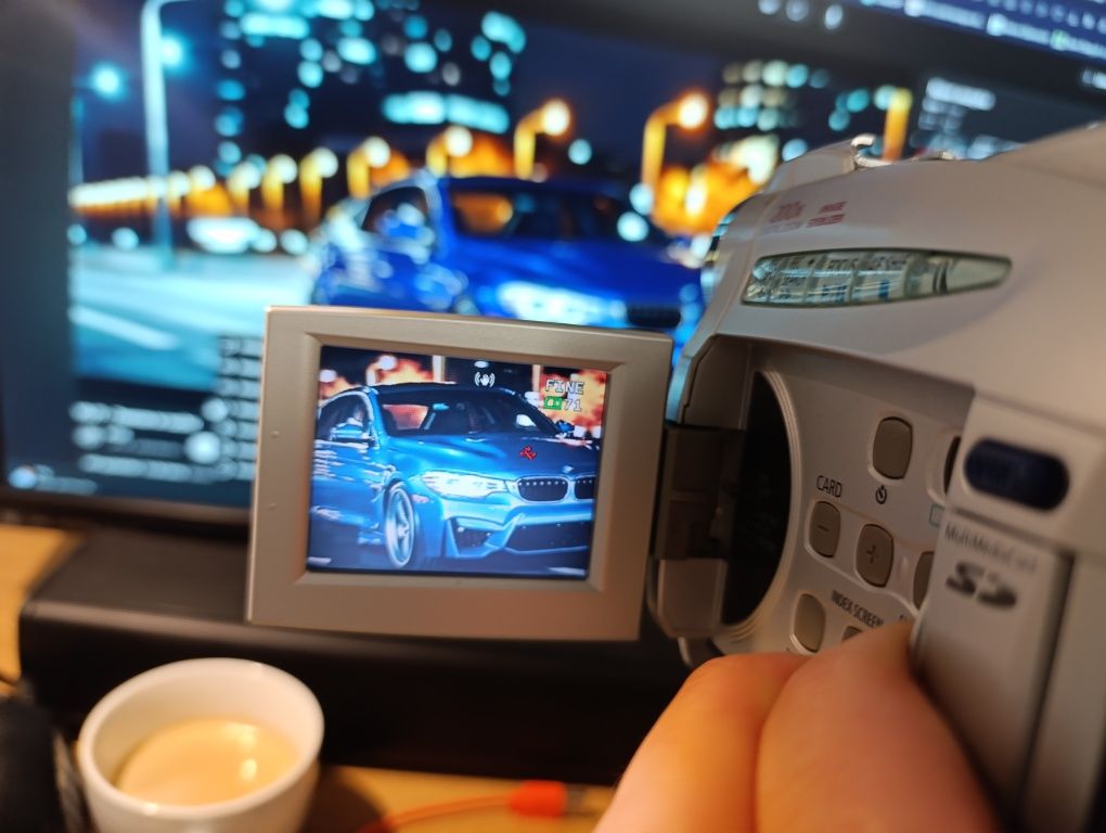 Kamera Canon MV425 stan idealny, jak nowa  , kolekcjonerski. Sprawna !
