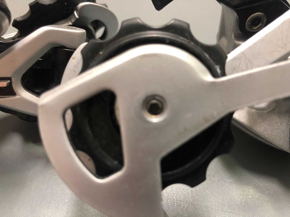 Desviadores SRAM e Deore XT