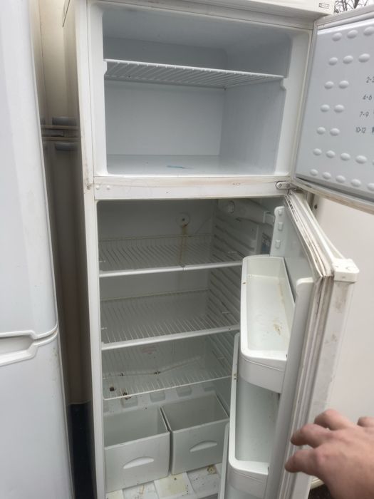Продам холодильники
