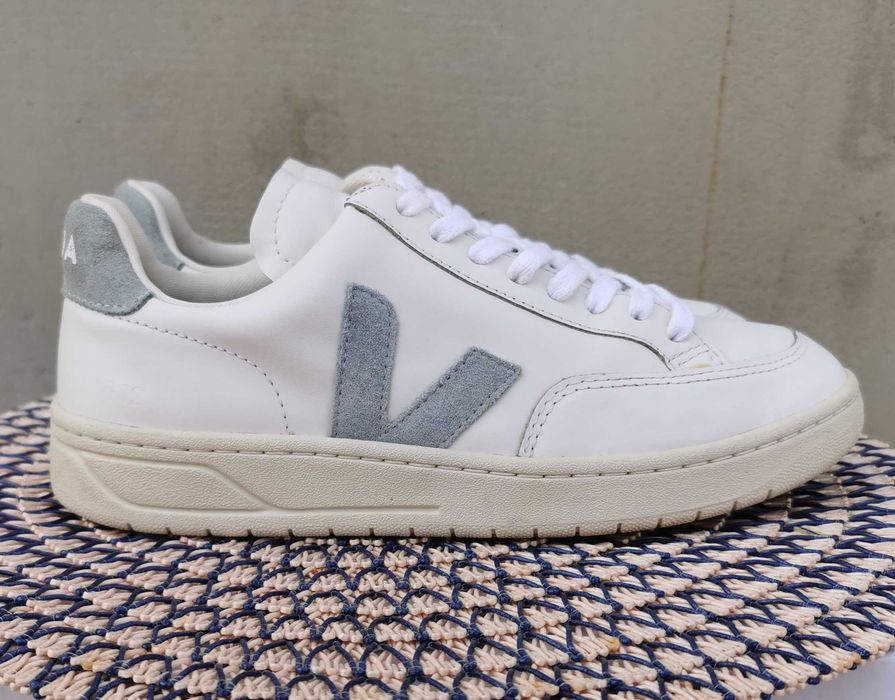 Шкіряні кросівки Veja V-12 унісекс 39 р Оригінал